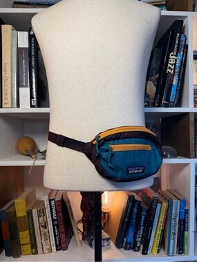 Patagonia Teal and Mustard Fanny Pack with Dark Brown Strap